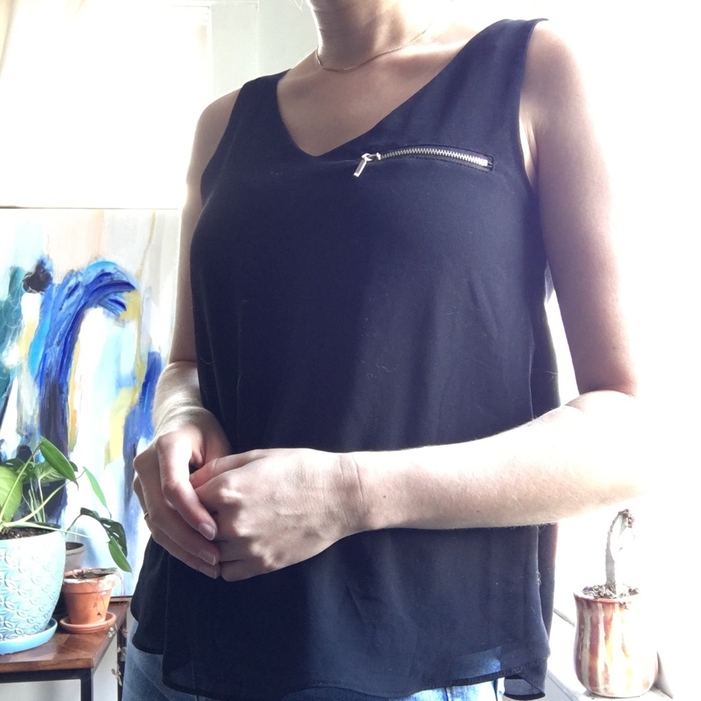 E&M Sleeveless Blouse with Zipper Pocket - Size S